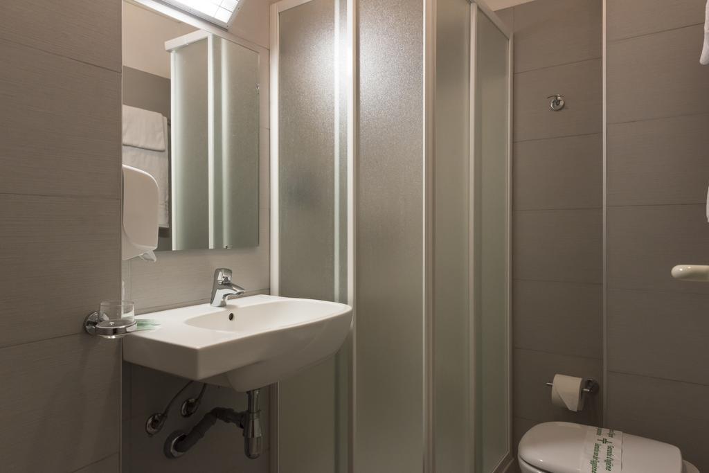 Hotel Flying 3*